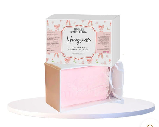 Honey suckle body & goal milk care gift set