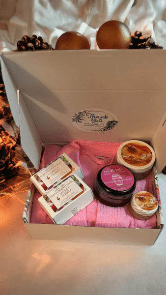 "Luxury Spa Collection: Velvet Bathrobe, Buzzing Honey Facial & Body Scrubs, Sweet Beauty Bars"